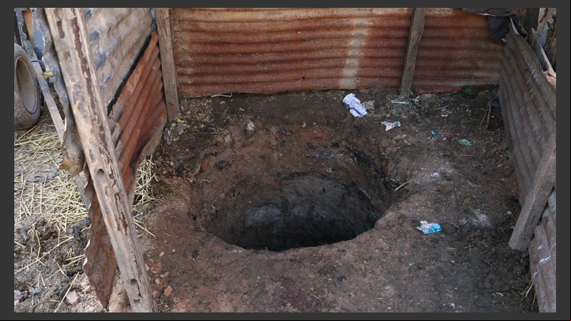 El pozo donde fue encontrado el cuerpo del joven.