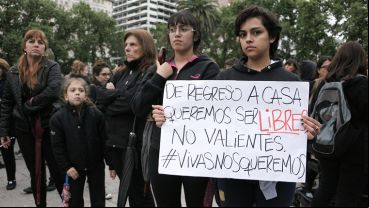 La marcha partió a las 18 desde plaza San Martín.