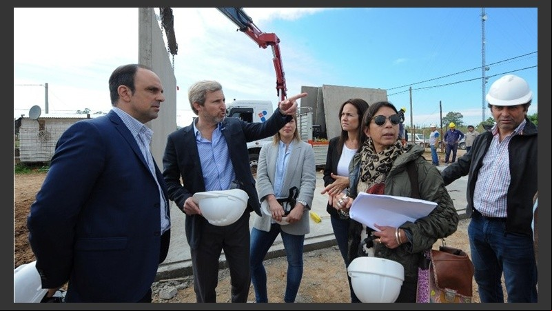 Frigerio dijo que se ocupará personalmente de la obra pública.