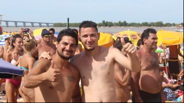 El público cantó y bailó durante toda la tarde.