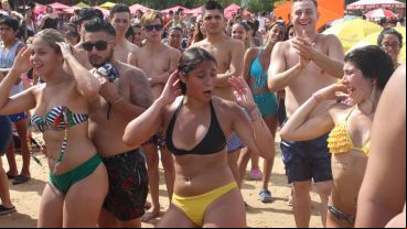 El público cantó y bailó durante toda la tarde.