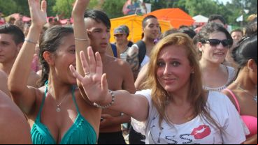 El público cantó y bailó durante toda la tarde.