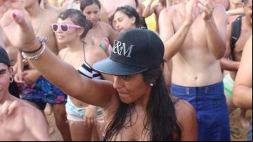 El público cantó y bailó durante toda la tarde.