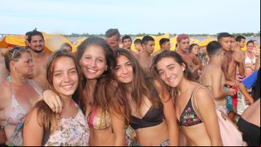 El público cantó y bailó durante toda la tarde.