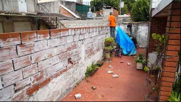 Los vecinos están desesperados por las agresiones diarias.