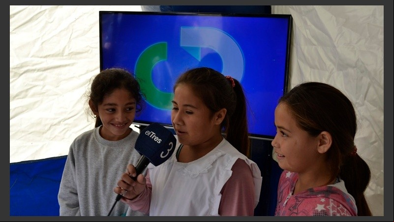 En Timbúes, se estrenó el nuevo estudio de televisión móvil. 