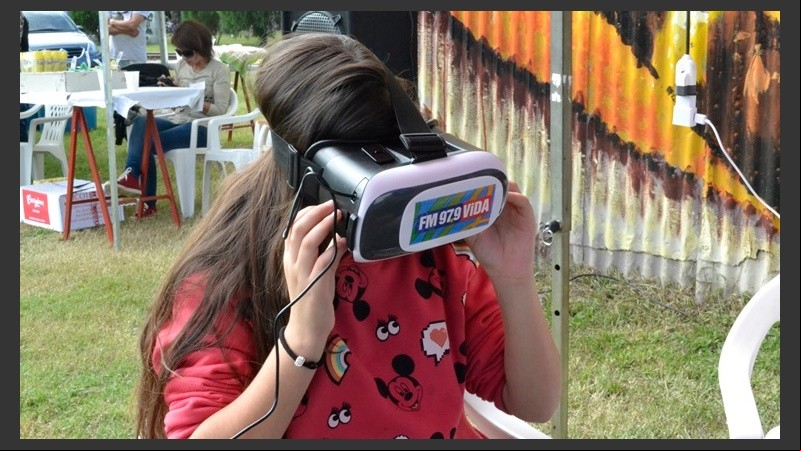 La realidad virtual, uno de los juegos más concurridos en Monje.