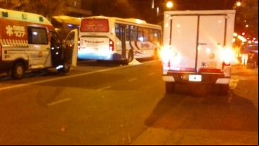 El tránsito quedó momentáneamente interrumpido en el lugar.