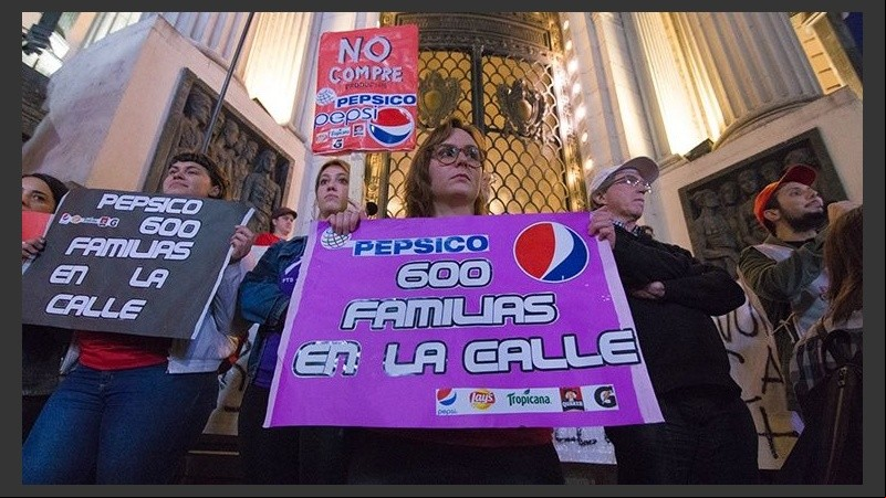 El repudio a la represión se hizo sentir en Rosario.