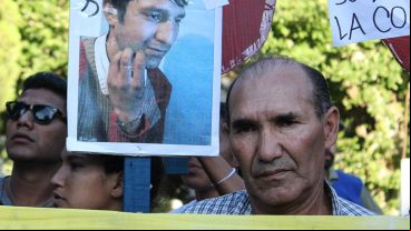Ramón Casco en una de las marchas por su hijo.