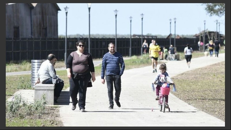 El nuevo espacio público se habilitó este domingo.