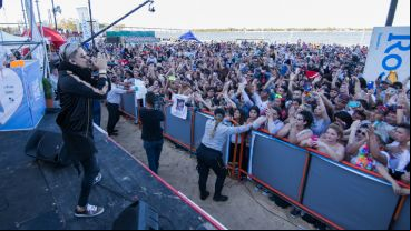 El Villano cerró la fiesta de la FM Vida en La Florida.