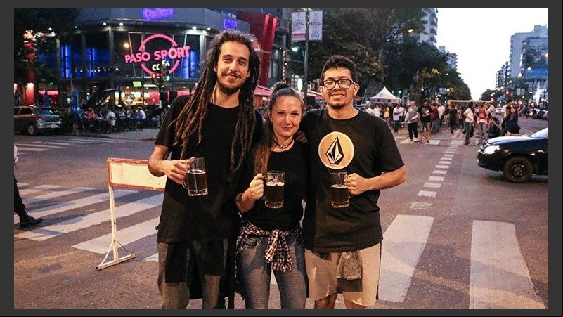 Se viene una nueva edición de la Fiesta de la Cerveza en el paseo Pellegrini. 