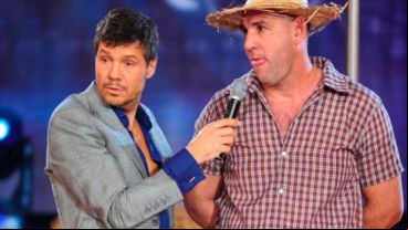 Marcelo Tinelli y la Mole Moli, en la pista de "Bailando 2010."