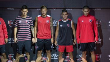 Otro de los nuevos modelos para los hinchas leprosos.
