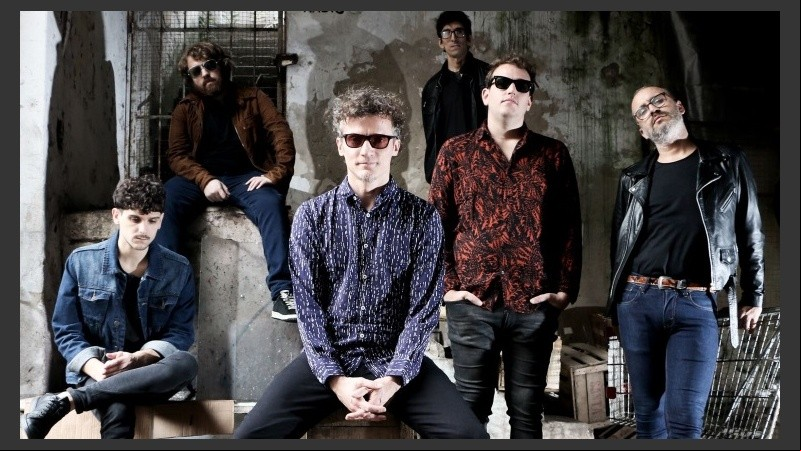 Los Degradé son Nahuel Marquet, Emiliano Cattaneo, Guido Benvenuti, Pablo Giulietti, Lisandro Sagué, y Álvaro Manzanero.