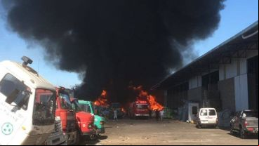 El incendio en la planta de zona oeste.