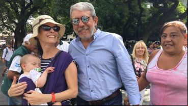 Aníbal Fernández participó de la marcha de este miércoles.
