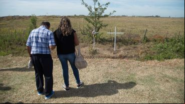 Sentido homenaje a las víctimas en el lugar de la tragedia.