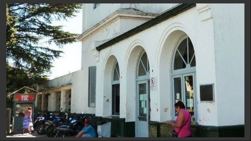 La víctima fue llevada al hospital Sáenz Peña y luego al Italiano. 
