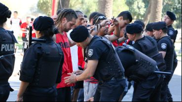El servicio que presta la Policía en las canchas está incluido en el aumento.