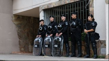 Personal de la PSA en los allanamientos de este jueves por la mañana.