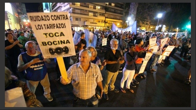 Postal del último ruidazo hecho en Rosario en el mes de abril.