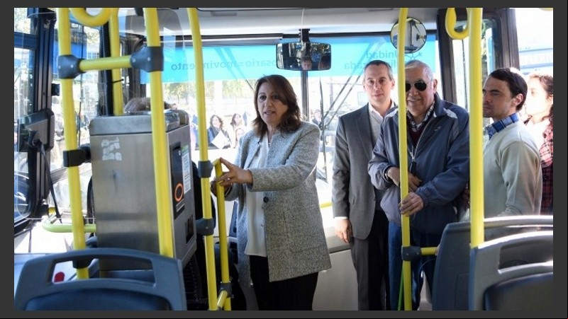 Fein habló de la discusión por las futuras tarifas del transporte público. 