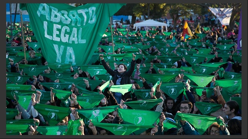 El pañuelazo de la tarde del domingo en el Parque a la Bandera.