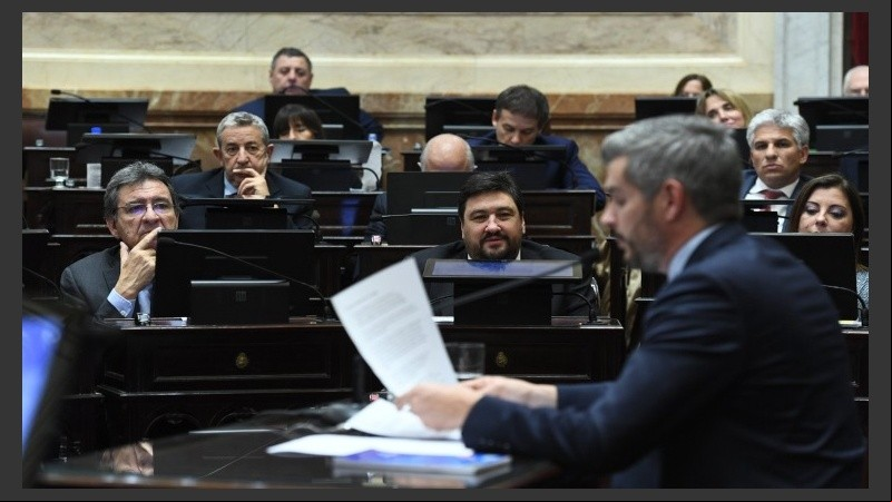 El jefe de Gabinete en la Cámara de Senadores.