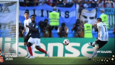 El rosarino ya sacó el zurdazo goleador.