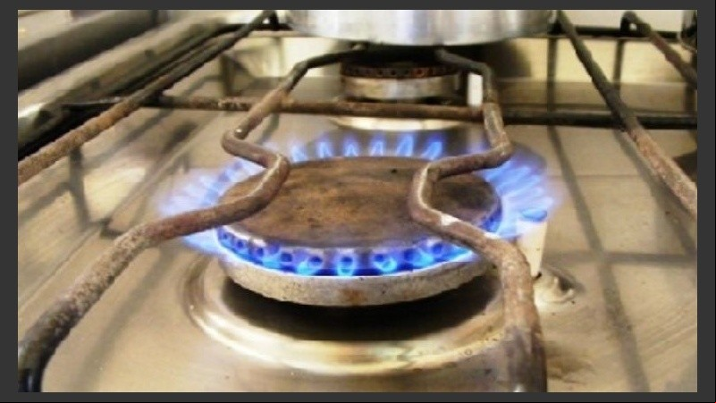 El consumo de gas en invierno llegará con un descuento que se terminará pagando en verano.