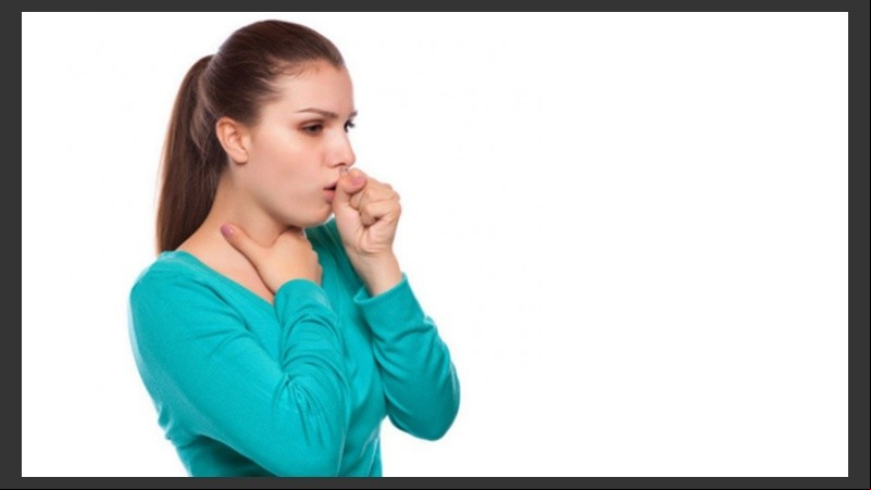 La tos crónica surge a partir de una inflamación permanente de la mucosa nasal o de los senos paranasales.