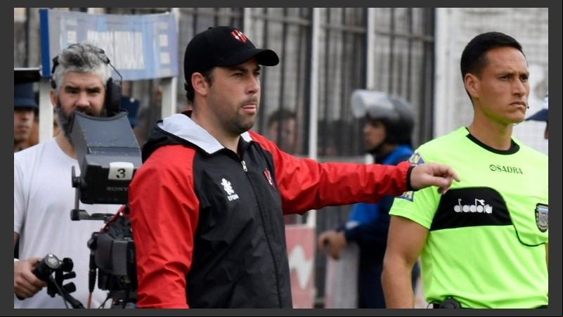 Pumpido tocó fondo y dio un paso al costado.