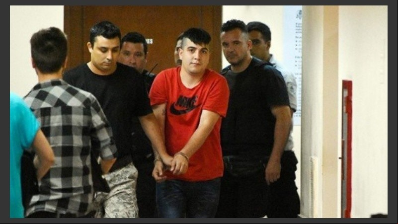 Fernando Caminos, primo de Alexis, imputado por un resonante crimen.