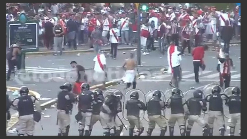 Los incidentes en la final suspendida en cancha de River.