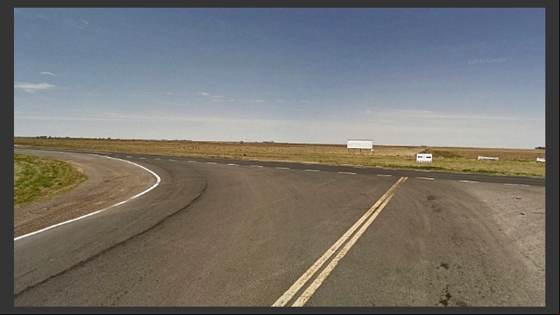 El cruce entre la ruta provincial Nº 3 y la ruta nacional Nº 7 donde se registró la colisión.