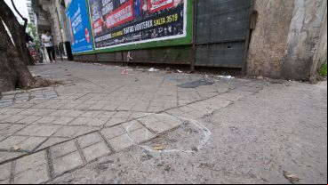 Las marcas que dejó la balacera en distintos edificios.