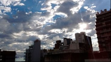 Por ahora, más nubes que sol.