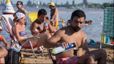 Es un buen fin de semana para unos mates junto al río.