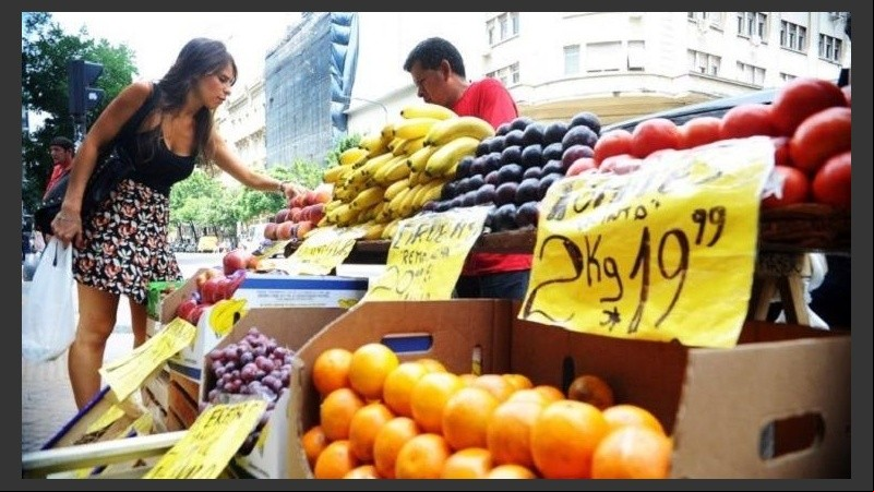 La canasta básica de alimentos subió en febrero un 4,3%.