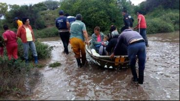 Imágenes de las tierras inundadas en Santiago.