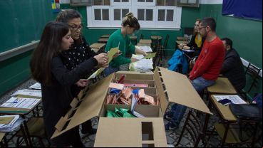 La oposición afirma que el gobierno no puso a disposición el sistema de escrutinio.