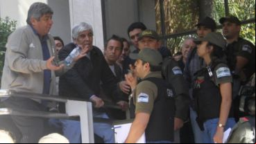 Moyano acusó al gobierno usar la Gendarmería para perseguirlo.