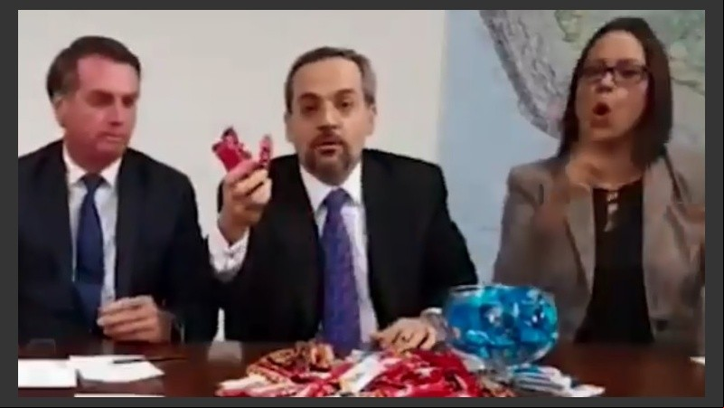 Así fue la increíble forma de explicar un ajuste en educación.