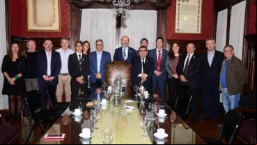 El bloque de asambleístas del oficialismo se reunió este martes.