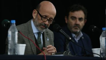 El rector saliente, Héctor Floriani.