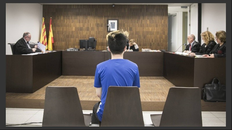 El youtuber también deberá indemnizar a la víctima con 20 mil euros.