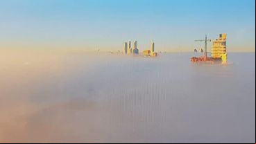 Una imagen celestial brinda hoy la ciudad.
