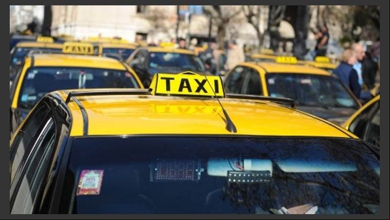 Las nuevas tarifas de taxis entran en vigencia este martes. 